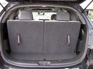 Kia-Sorento-2012-third-row-seating-trunk-space